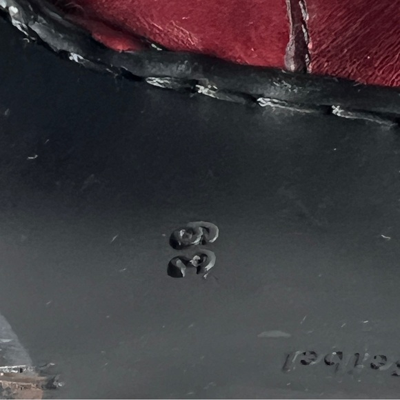 Burgundy Leather Shoes - Picture 9 of 11